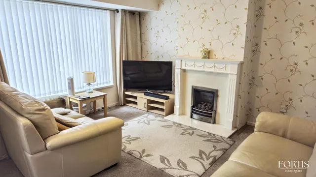 Photo 2 — Clover Grove, Cardiff, CF5