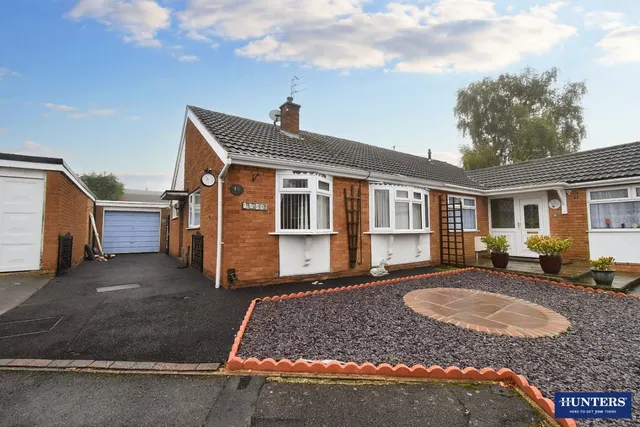 Taunton Close, Wigston, LE18, photo 1