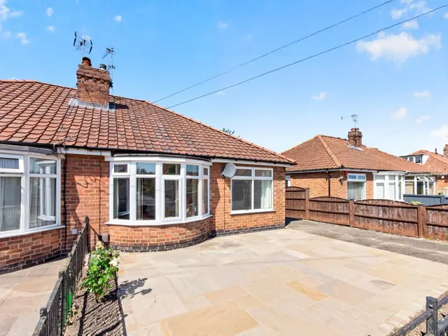 Hazelwood Avenue, York, photo 1