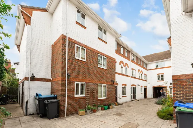 Three Cuppes Lane, Salisbury, SP1, photo 1