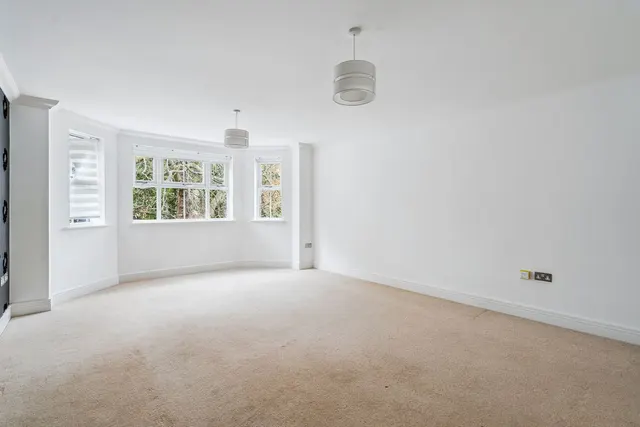 Westfield Park, Pinner, HA5, photo 3