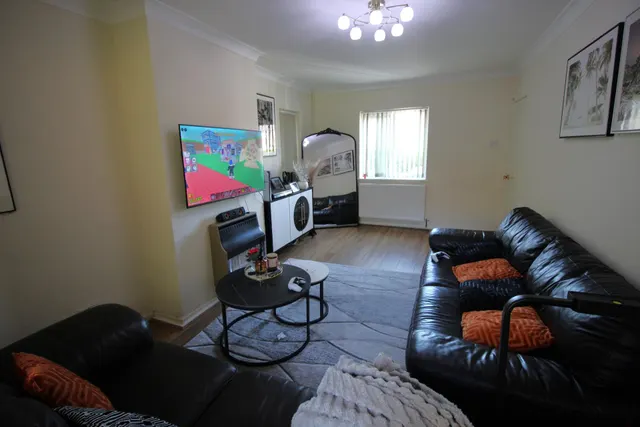 Kenyon Way, Little Hulton, M38, photo 3