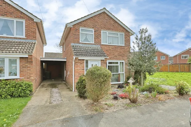 Woodyard Close, Mulbarton, Norwich, Norfolk, NR14, photo 1