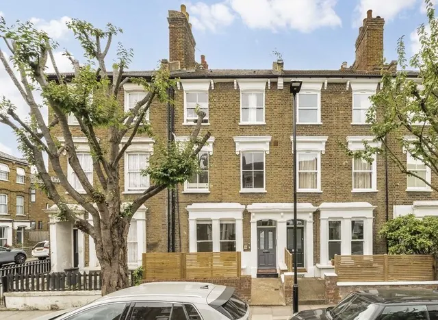 Stonenest Street, Finsbury Park, N4, photo 1