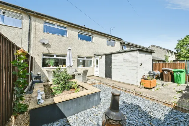 Northall Avenue, Nottingham, NG6, photo 1