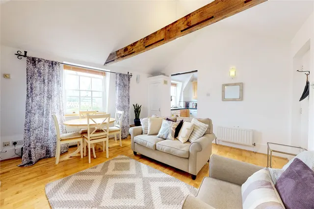 Southwark Bridge Road, Londo, SE1, photo 1