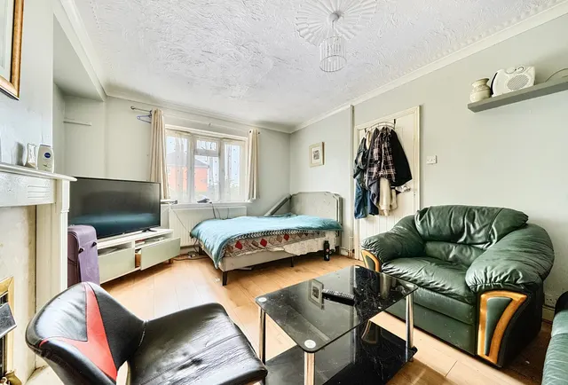 Photo 3 — Harewood Road, Speedwell, BS5 7ST