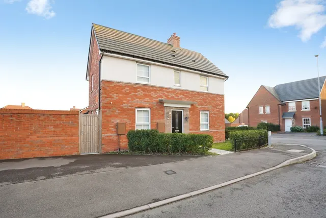 Shin Way, Lubbesthorpe, LE19, photo 1