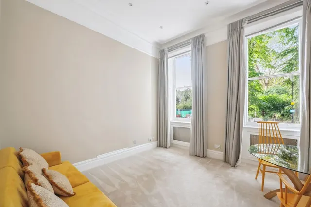 Cadogan Place, London, SW1X, photo 1