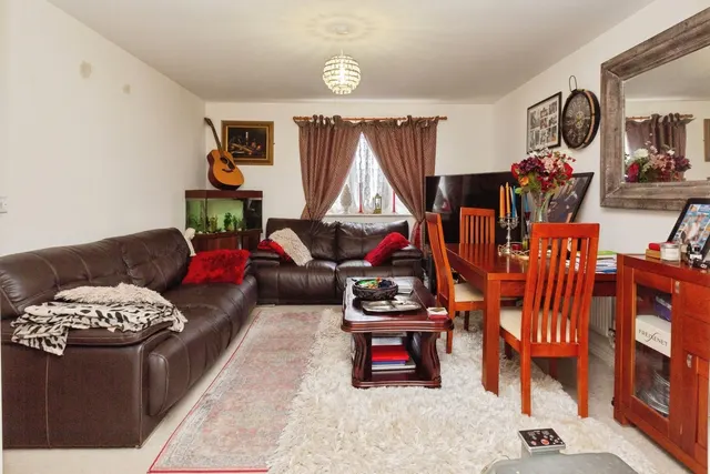 Barland Way, Aylesbury, HP18, photo 2