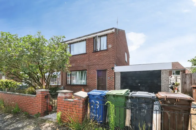 Collinge Street, Wigan, WN2, photo 2