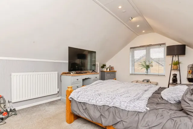 Photo 3 — Douglas Road, Clacton-on-Sea, Essex, CO15