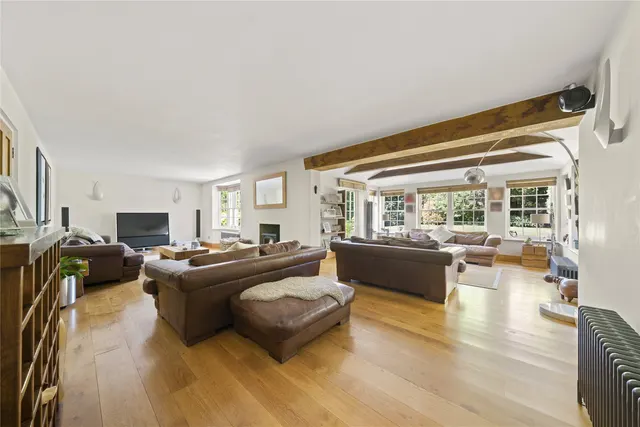 Photo 2 — Northfield End, Henley-on-Thames, Oxfordshire, RG9