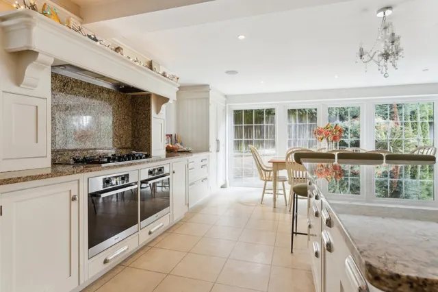 Manor Road, Penn, HP10, photo 3