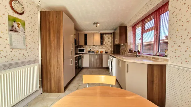 Photo 3 — Eastfield, MARKET DEEPING, Peterborough, PE6