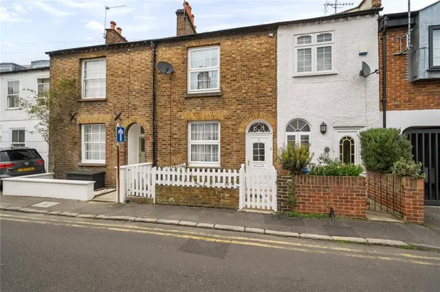Russell Street, Windsor, SL4, photo 1