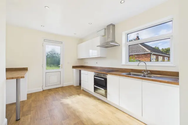 Sutton Lane, Barmby Moor, YO42, photo 2