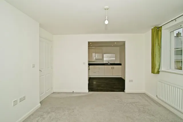 Trelowen Drive, Penryn, TR10, photo 3