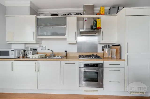 Hale Road, Farnham, GU9, photo 3