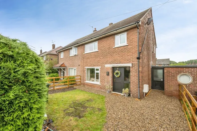 Everingham Road, Doncaster, South Yorkshire, DN4, photo 1
