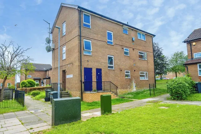 Olympic Close, Luton, Bedfordshire, LU3, photo 1