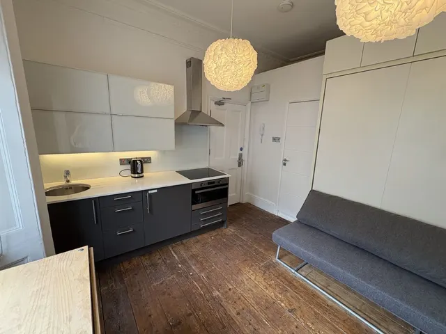 Gloucester Place, London, NW1, photo 3