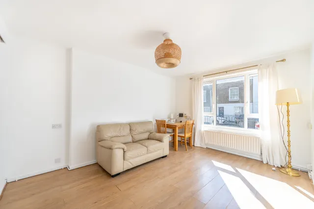 2 Barkis House, Henry Dickens Court, St Anns Road, London, photo 1
