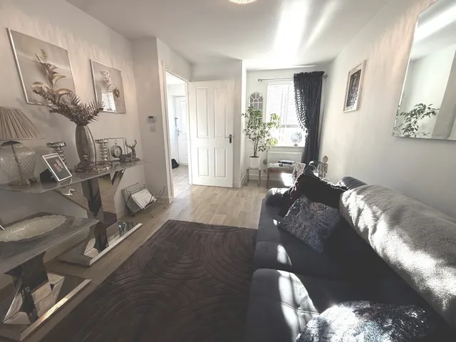 Wren Street, Harlow, CM17, photo 3