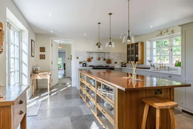 Photo 3 — Forest House, Dunkeld, Perthshire, PH8 0JA
