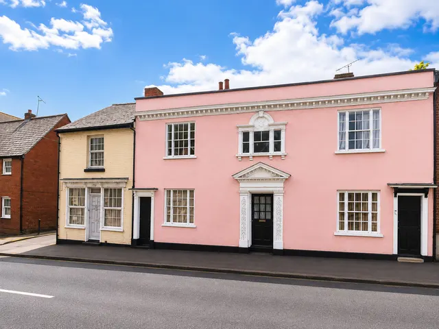 Hythe Hill, Colchester, CO1 2NH, photo 1