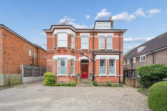 Flat 1, 49 Bushey Hall Road, Bushey, WD23 2EE, photo 1
