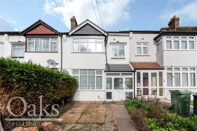 Runnymede Crescent, Streatham Vale, SW16, photo 1