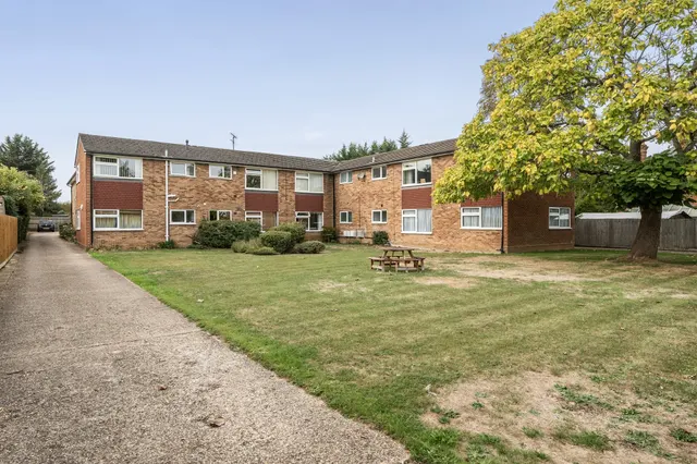 All Saints Avenue, Maidenhead, SL6, photo 1