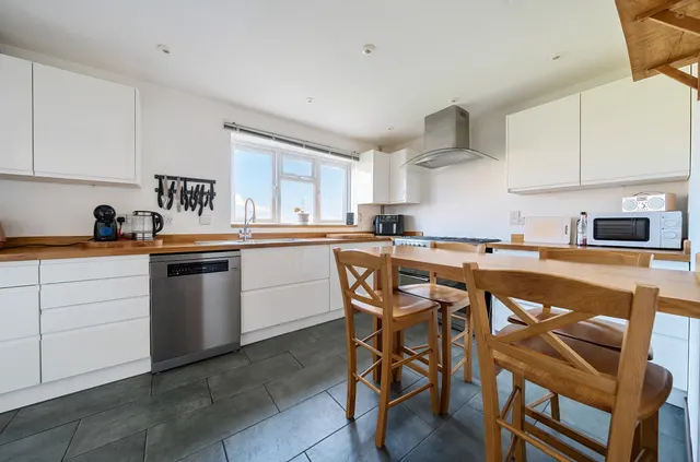 Lower Church Road, Fareham, PO14, photo 2