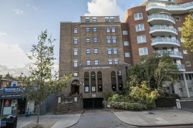 2 bedroom flat, St. Johns Wood Road, London, NW8