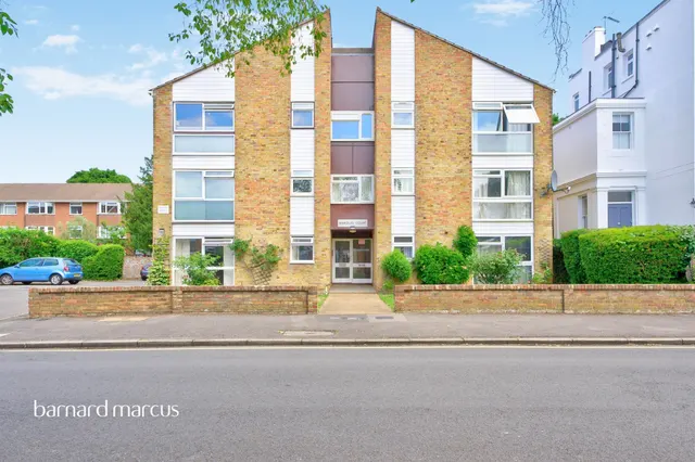 Anglesea Road, Kingston Upon Thames, photo 1