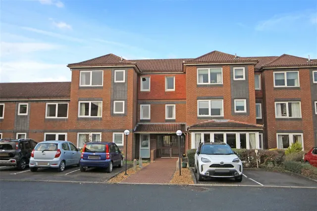 Arden Court, Northallerton, North Yorkshire, England, DL6 1EW, photo 1