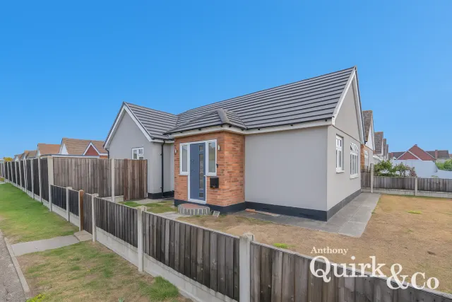 Hawkesbury Road, Canvey Island, SS8, photo 2