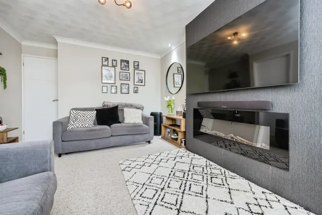 Tinsley Close, Clapham, MK41, photo 2