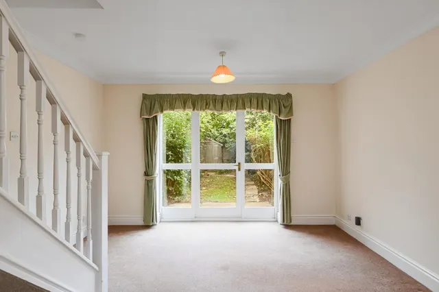 Nicholas Gardens, York, YO10, photo 3