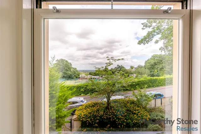 Victoria Road, Malvern, WR14, photo 3