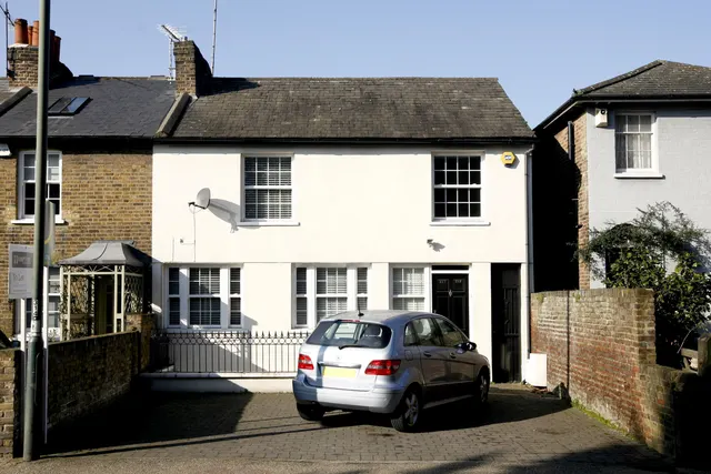 Petersham Road, Richmond, TW10, photo 1