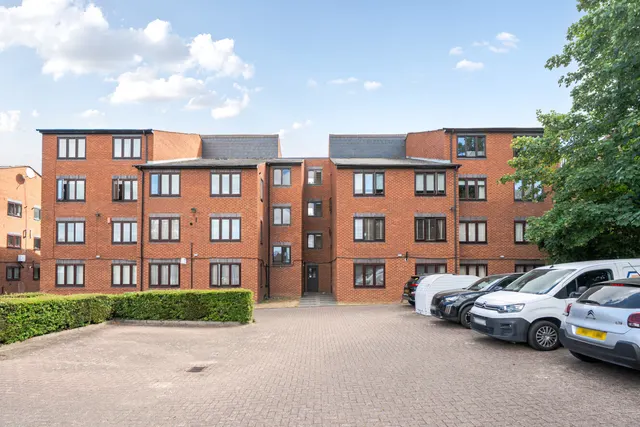 Burnt Ash Hill, Lee, London, SE12, photo 1