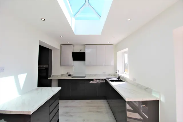 Photo 3 — Hall Road, South Ockendon, Essex, RM15 4HJ