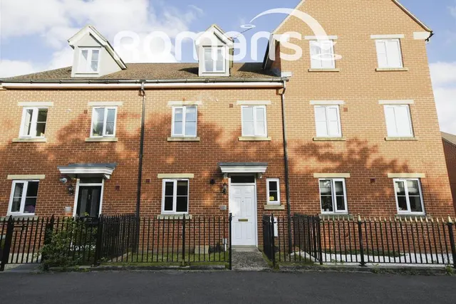 Mariner Road, Swindon, SN25, photo 2