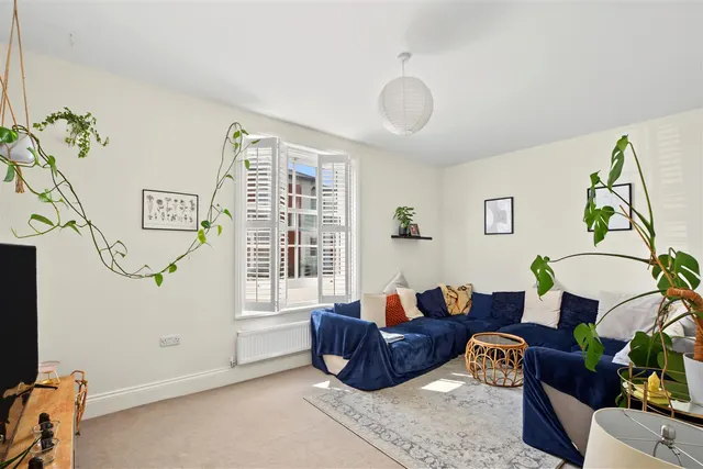 Raleigh Villas, Beeston, NG9, photo 2