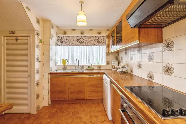 Gernons, Basildon, SS16, photo 3
