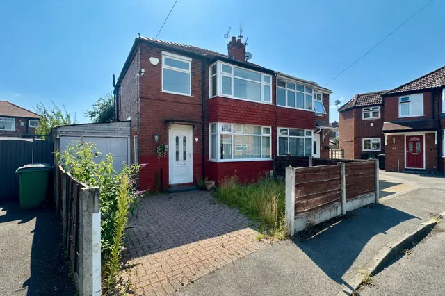 Donnington Avenue, Cheadle, photo 1