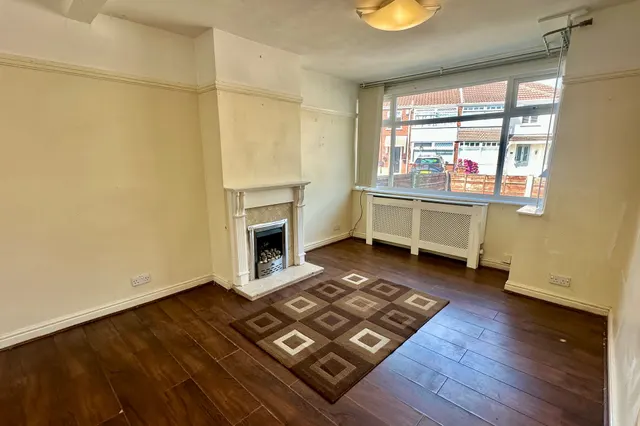 Donnington Avenue, Cheadle, photo 2