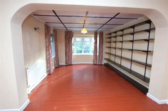 Photo 2 — Farnborough Road, Farnborough, Hampshire, GU14 7JH